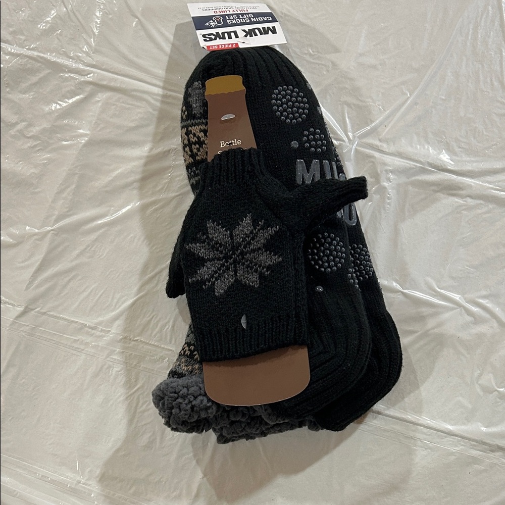 Muk Luks Black and Gray Grip Socks with Snowflake Mittens